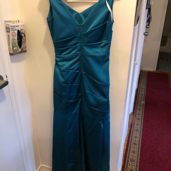 Mother and grandmother of the bride dresses - Picture 3 of 5